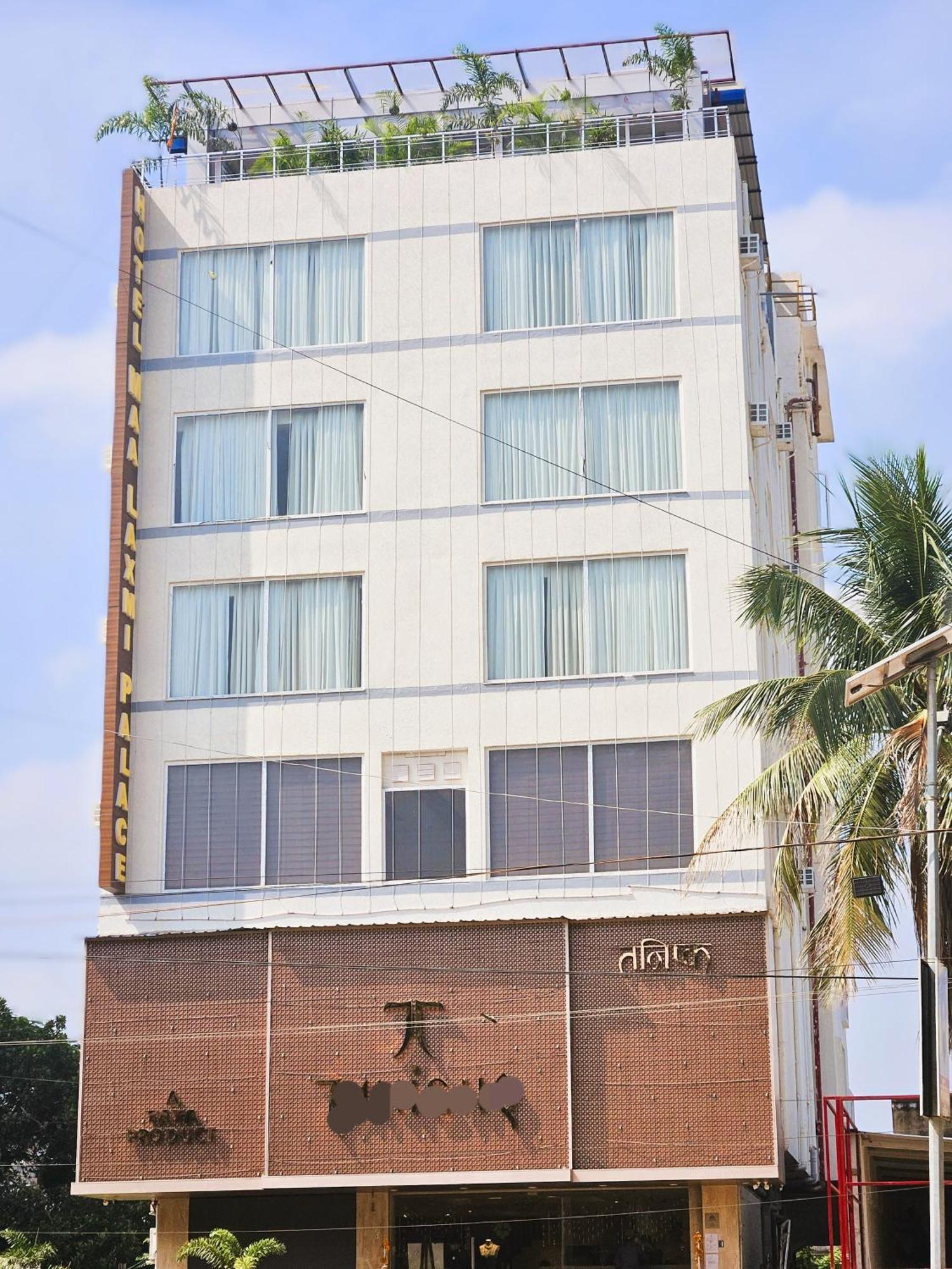 Hotel Maa Laxmi Palace 데오가르 외부 사진